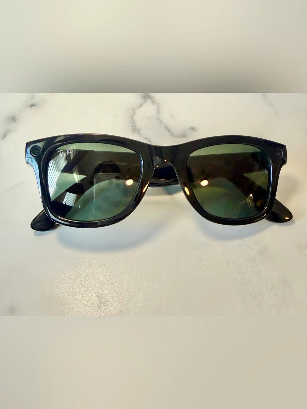 Ray-Ban Stories Wayfarer RW4002 Smart Glasses Black Green 1st Gen